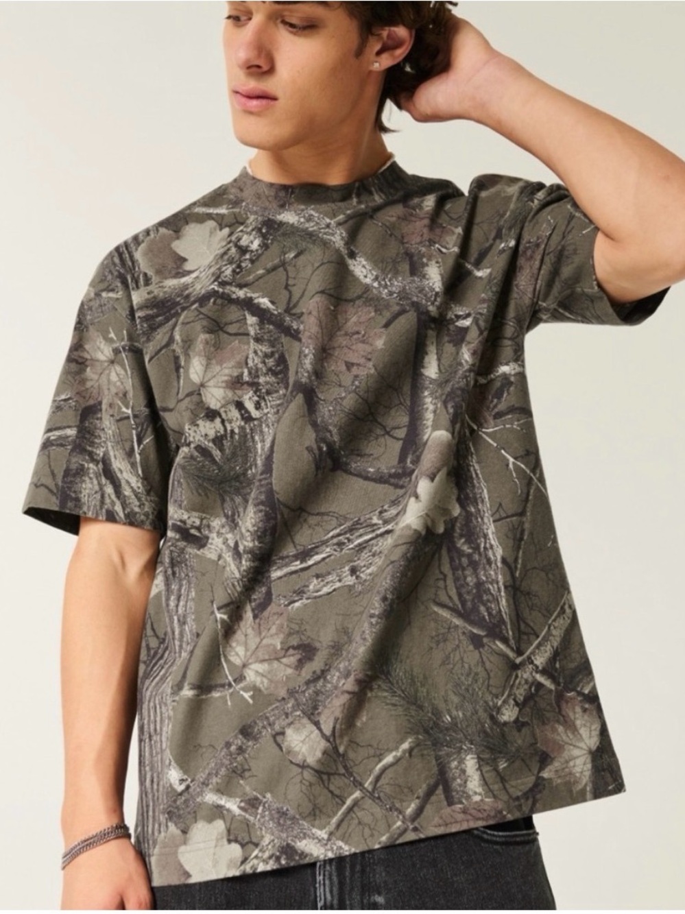 Hollister Men's Short Sleeve Camouflage Tee - Olive & Gray